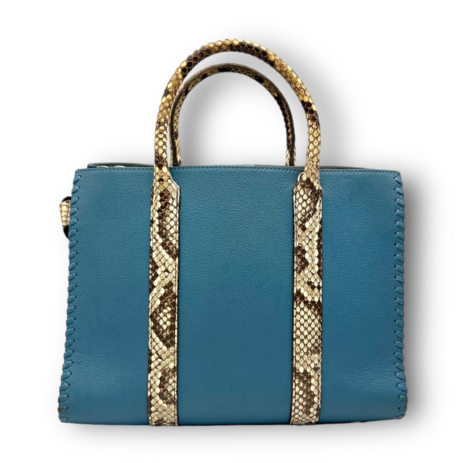 Lot - A Louis Vuitton Le Talentueux shoulder bag