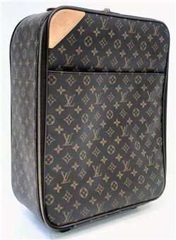 Sold at Auction: Louis Vuitton, LOUIS VUITTON Bag - Monogram