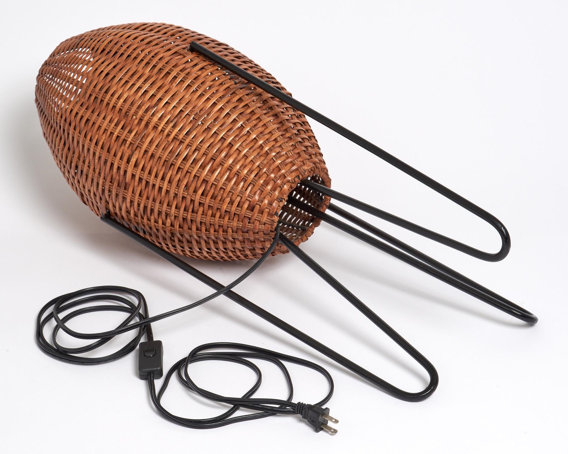 Artwork by Paul Mayén, Beehive lamp with hairpin legs, ca. 1960s, Made of enameled iron