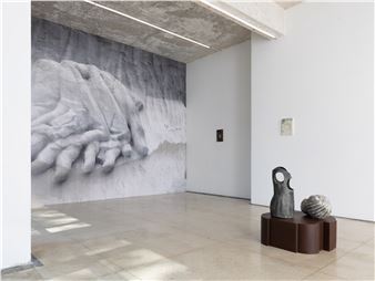 Peles Duo x Peter Jacobi - Suprainfinit Gallery