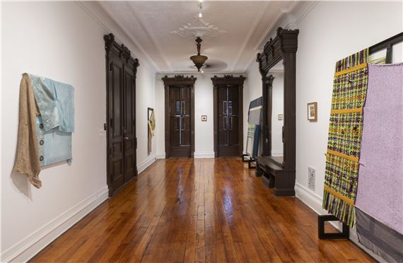 Cyle Warner: Weh Dem? De Sparrow Catcher? - Welancora Gallery 