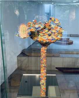 Ikebanist - America-Bashi Gallery