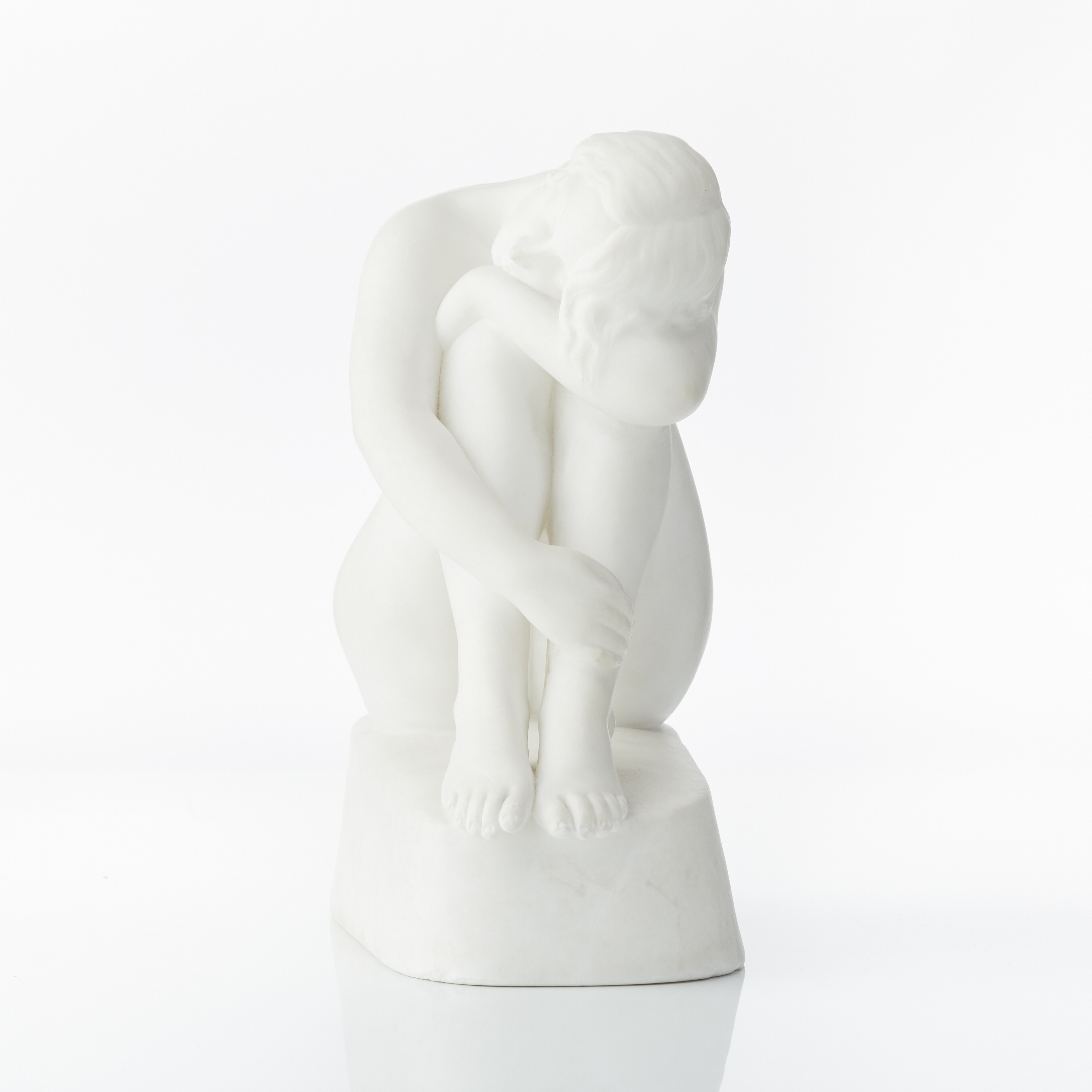 Artwork by Börje Börjeson, Sittande kvinna, Made of Alabaster