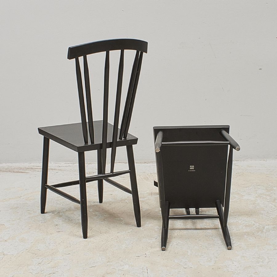 Artwork by Lina Nordqvist, Chairs