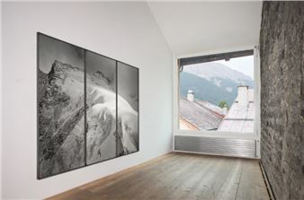 Balthasar Burkhard - Galerie Tschudi, Zouz