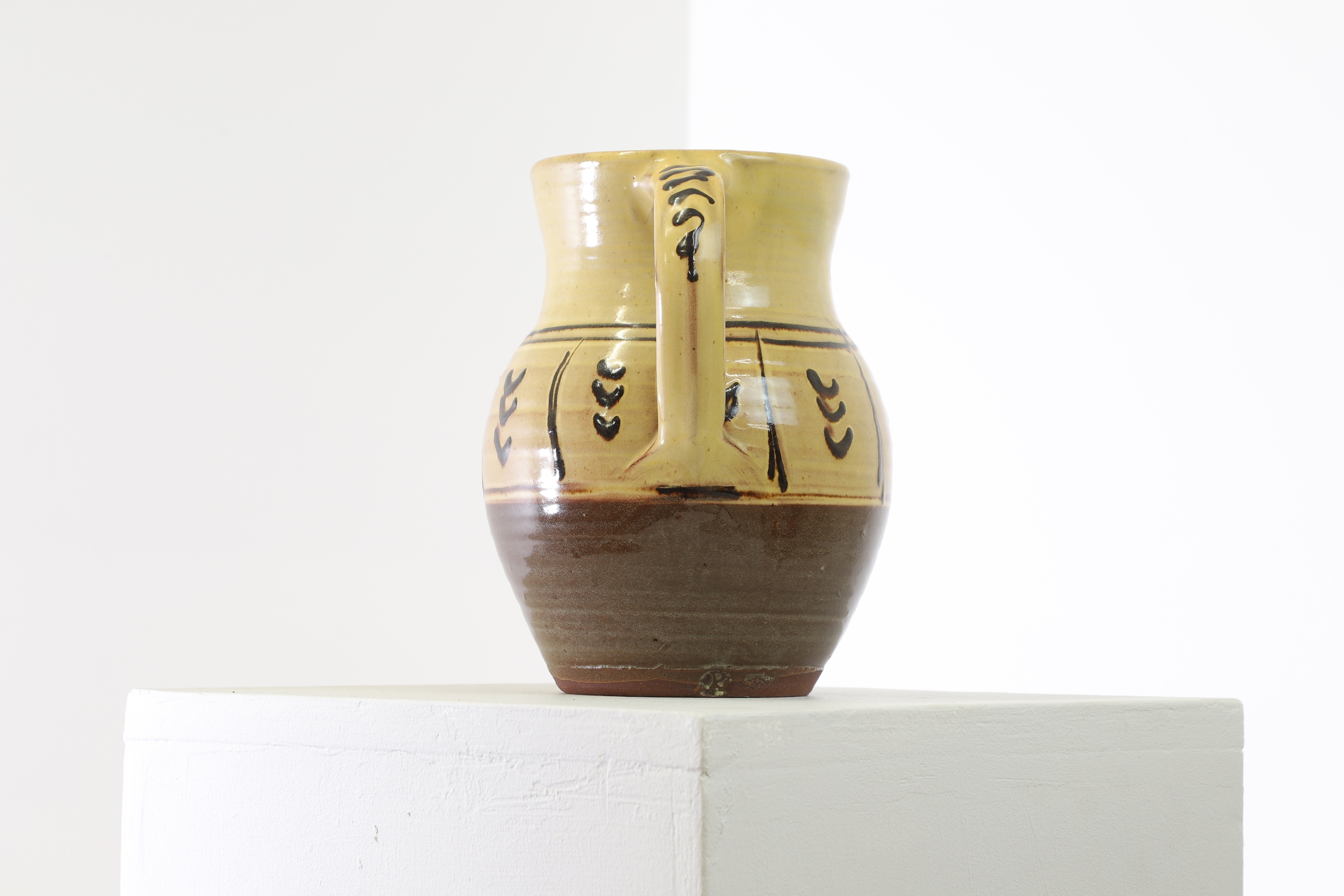 Ray Finch | Jug (Mid 20th Century) | MutualArt