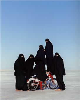 Olgac Bozalp: Leaving One for Another - Galerie Kernweine