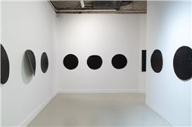 The riotously quiet work of Quentin Morris at Arcadia University