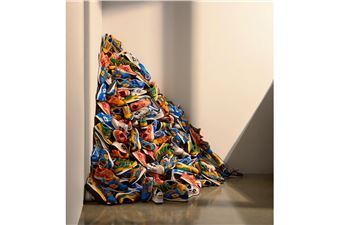 KITH 'X-Men' Campaign Criticized for Allegedly 'Ripping Off' a Felix Gonzalez-Torres Installation