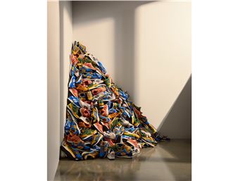 Kith Campaign Goes Viral Amid Claims That It ‘Ripped Off’ Felix Gonzalez-Torres Candy Piece