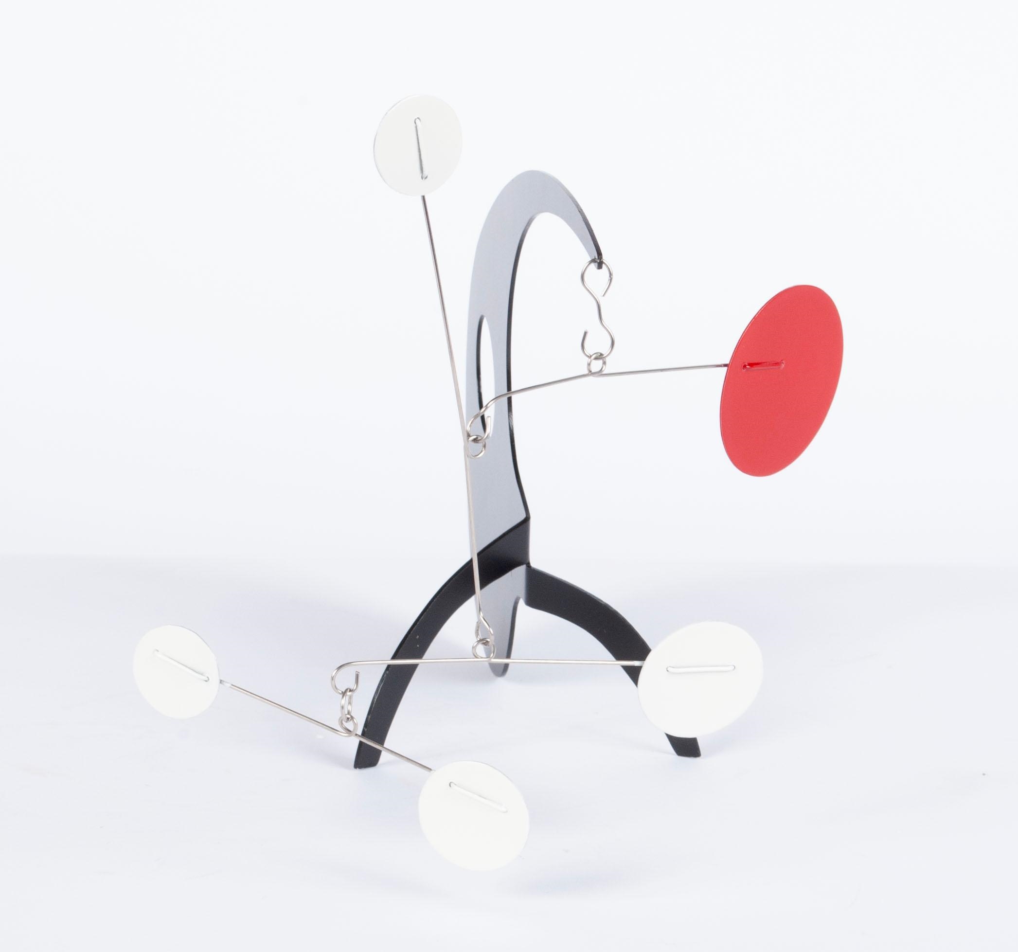 Dave Vande Vusse | KINETIC DESKTOP SCULPTURES | MutualArt