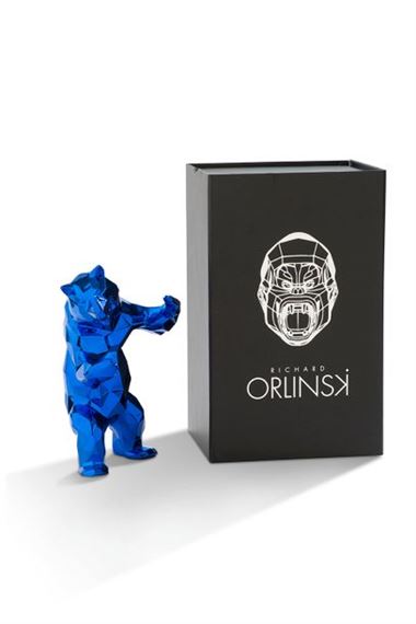 L'ours, résine, hauteur 5 m, de Richard ORLINSKI