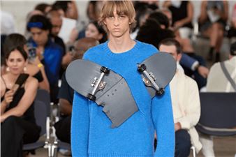 JW Anderson's 'On Foot' Exhibition Celebrates Heroic London Life