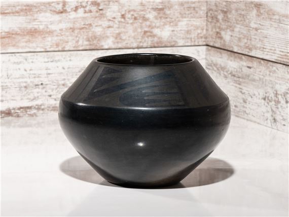 Bowl by Maria Montoya Martinez, Julian Martinez, 1925-1943