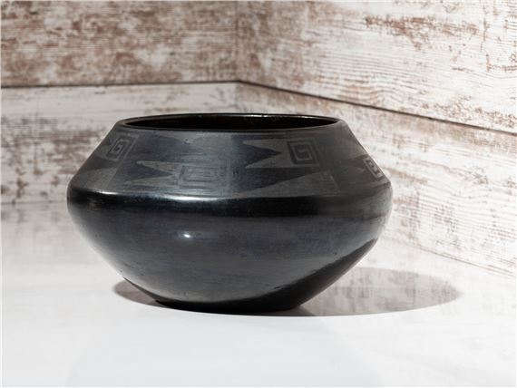 Jar by Maria Montoya Martinez, Julian Martinez, 1925-1943