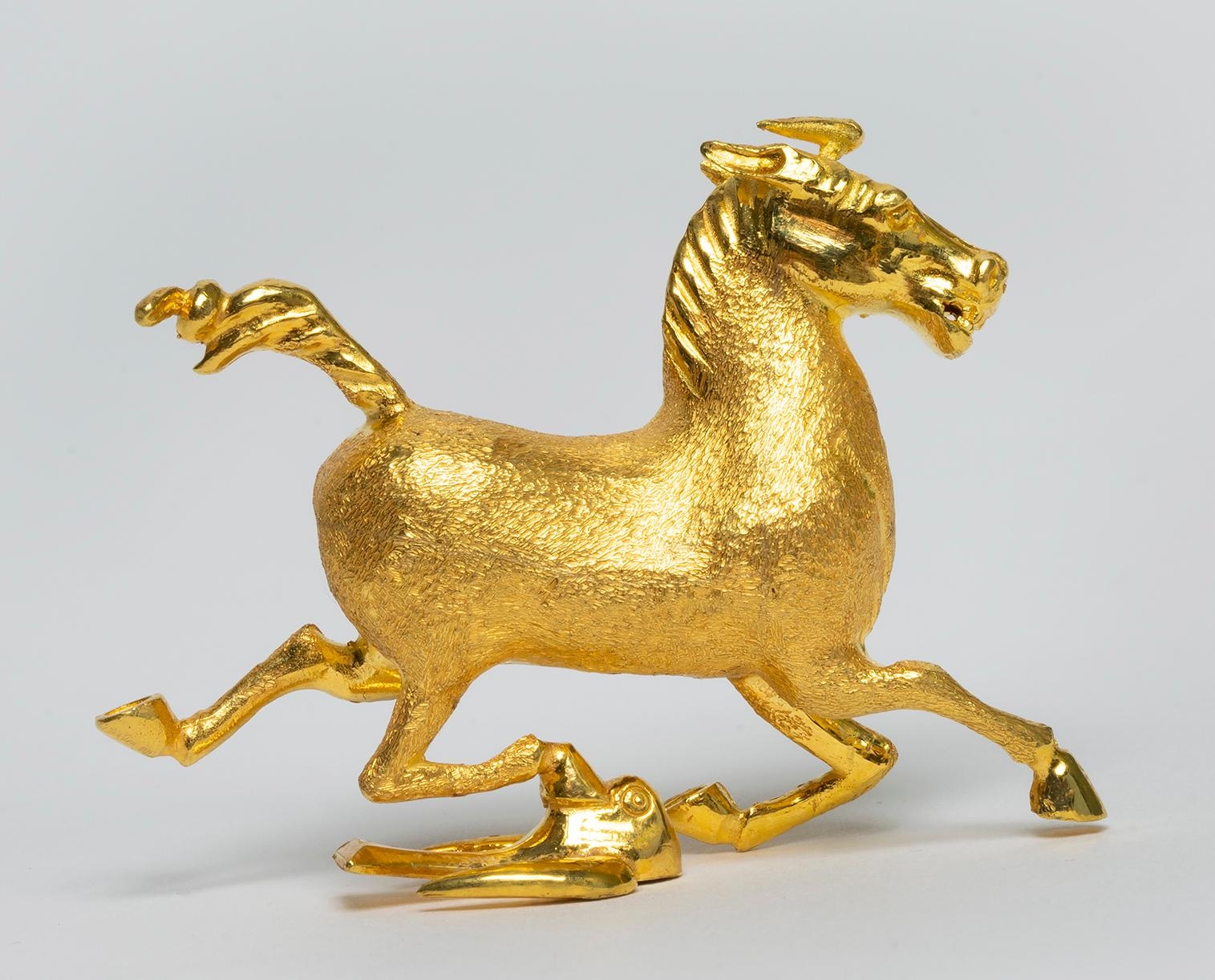 Artwork by Qian Fu, Flying Horse of Gansu, Made of Pure gold. 24k gold
