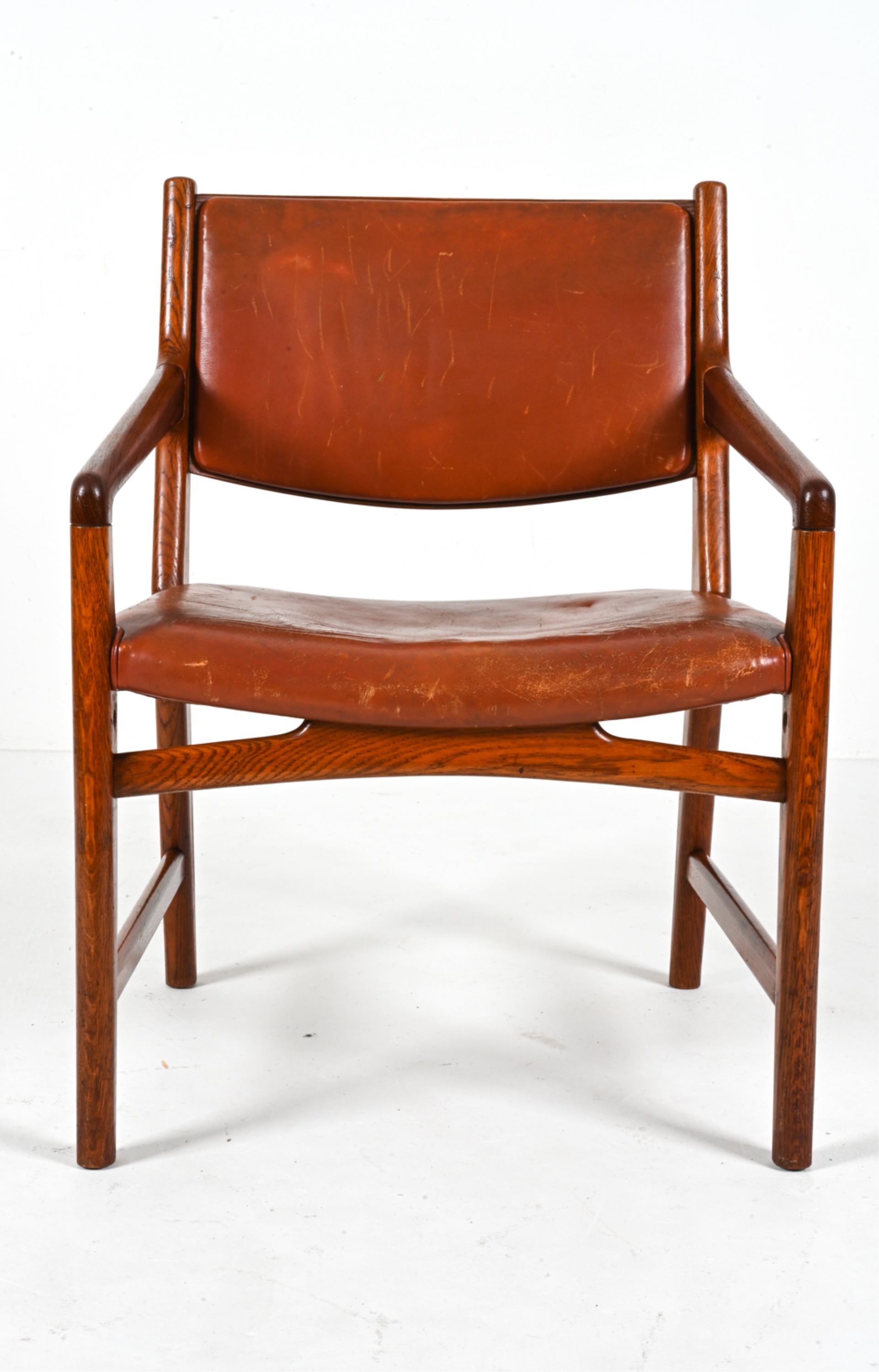 Johannes Christian Hansen | RARE HANS WEGNER FOR MAGASIN DU NORD OAK