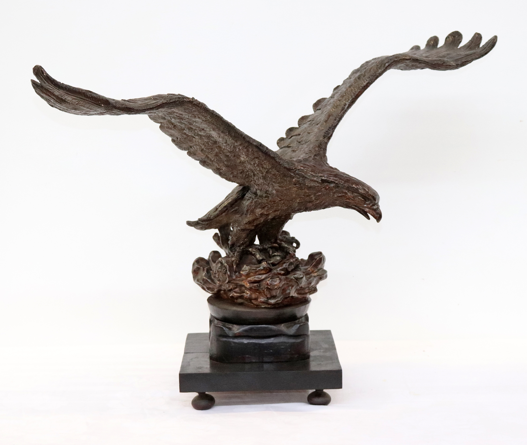 Artwork by Elrae van der Linde, FISH EAGLE, Made of resin