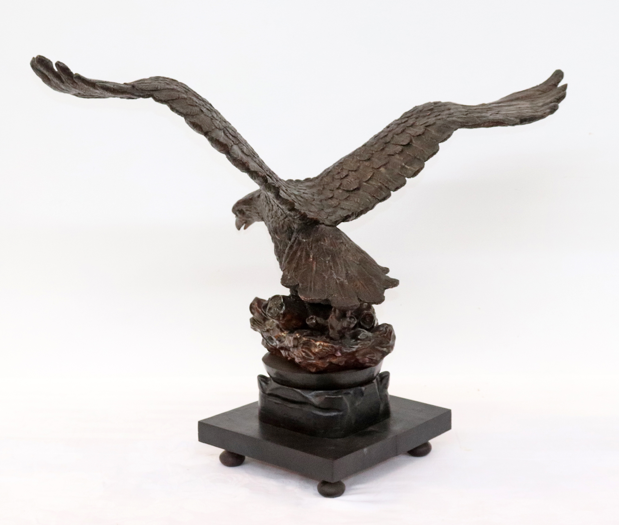 Artwork by Elrae van der Linde, FISH EAGLE, Made of resin