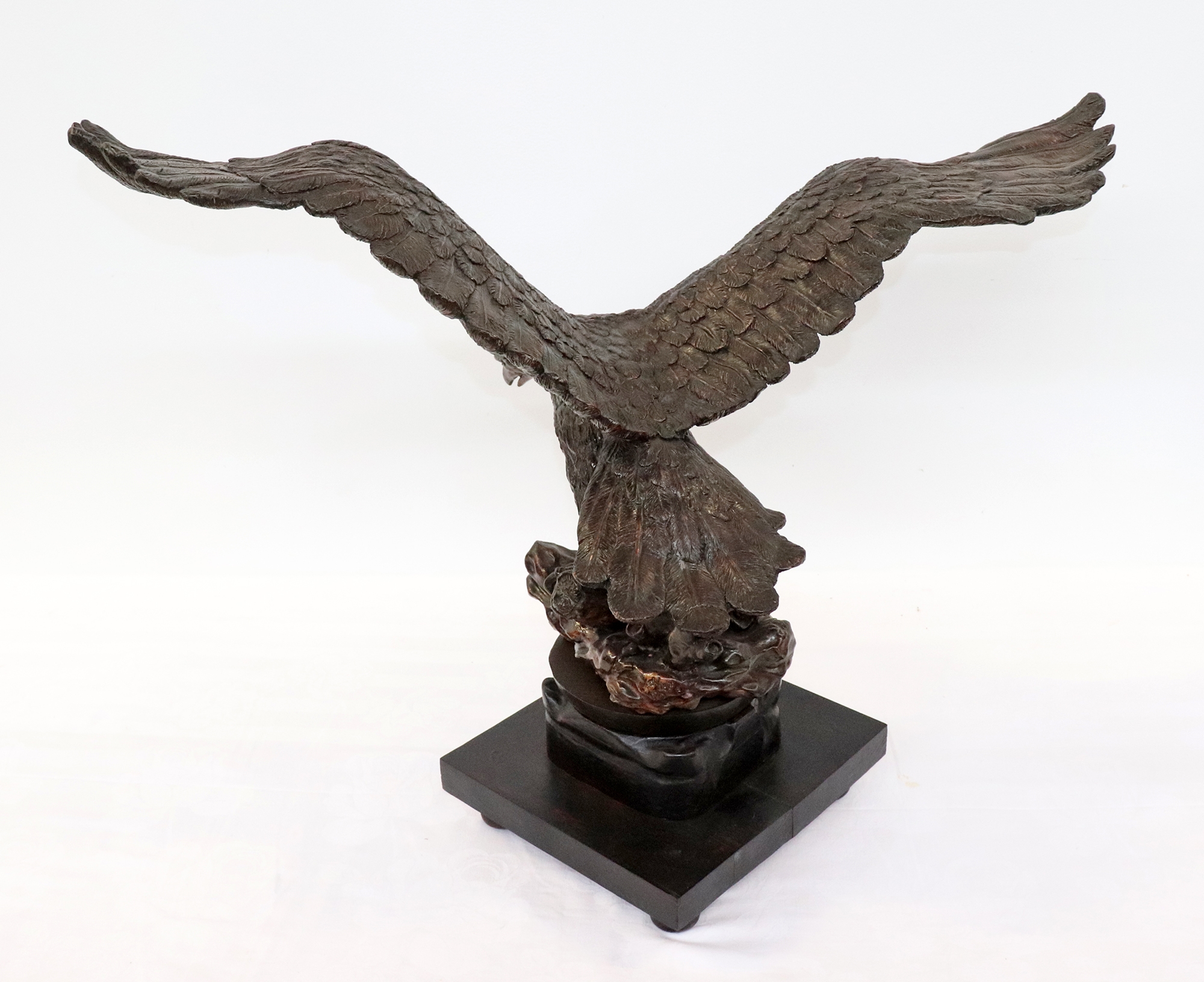 Artwork by Elrae van der Linde, FISH EAGLE, Made of resin