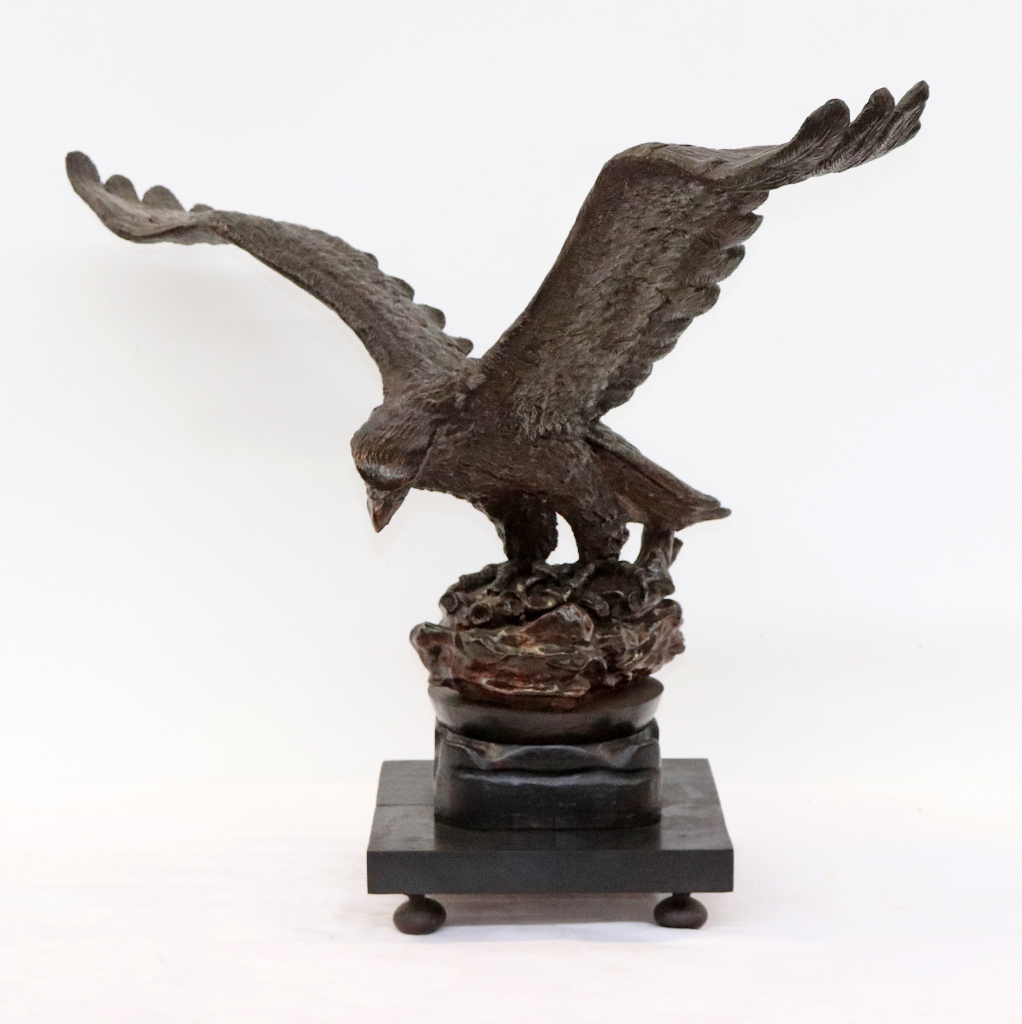 Artwork by Elrae van der Linde, FISH EAGLE, Made of resin