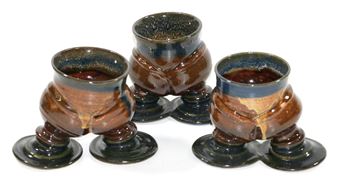 Sammlung bestehend aus: 8 Keramikbecher jeweils - Ulli Fürner