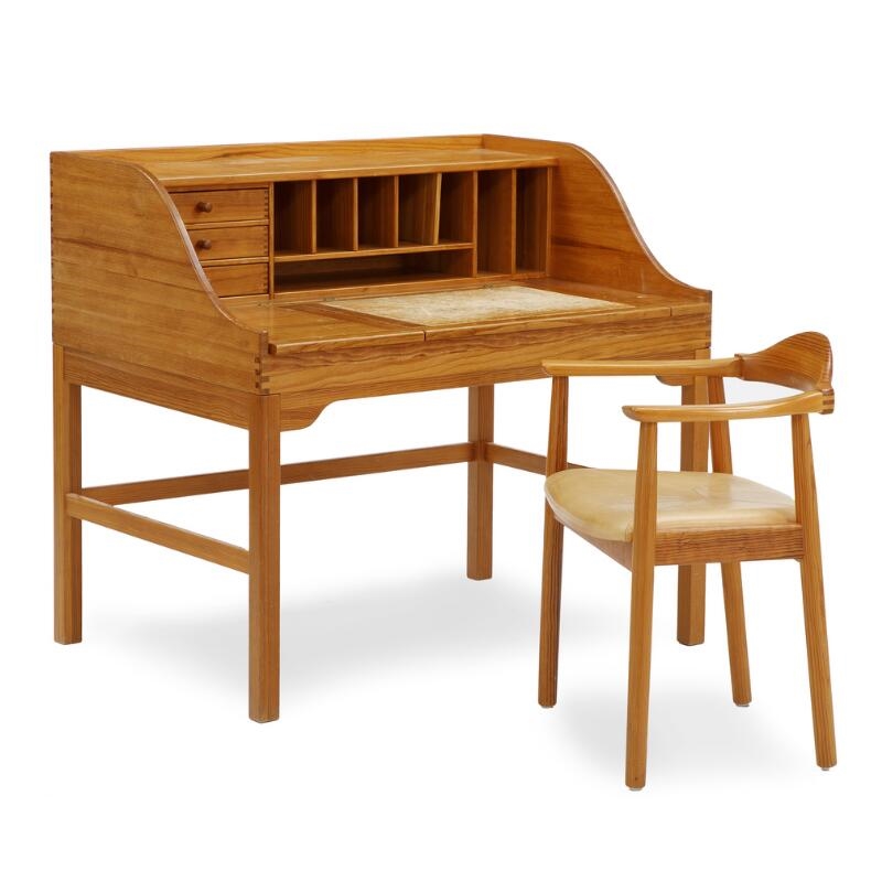 Andreas Hansen A freestanding solid cherry wood writing desk, front