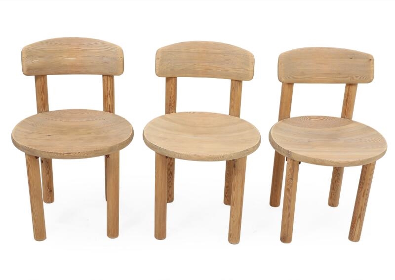 Rainer Daumiller | Circular dining table of solid pine with extension ...