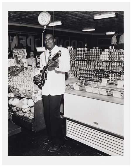 Howlin' Wolf, Memphis grocery store, c.1951 - Ernest Withers