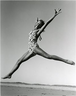 Fernand Fonssagrives: Photographs 1930s-1950s - Deborah Bell Photographs