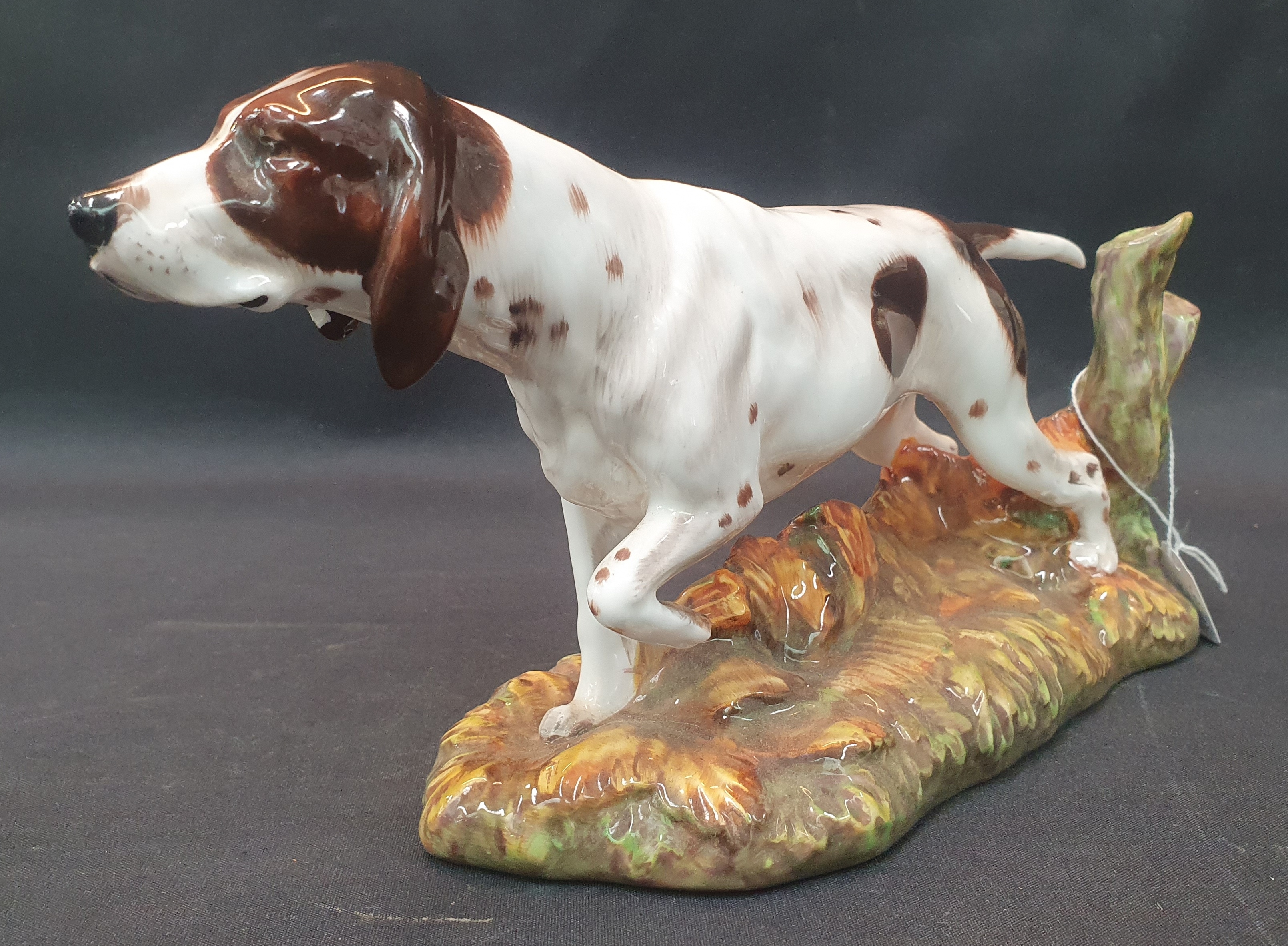 Royal Doulton | AN EARLY 20TH CENTURY ROYAL DOULTON POINTER (Early 20th ...