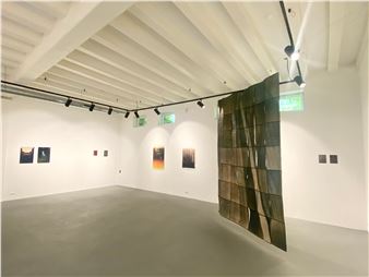 Simone Hoàng & Esmee van Zeeventer: About Photography - Galerie Fontana, Amsterdam