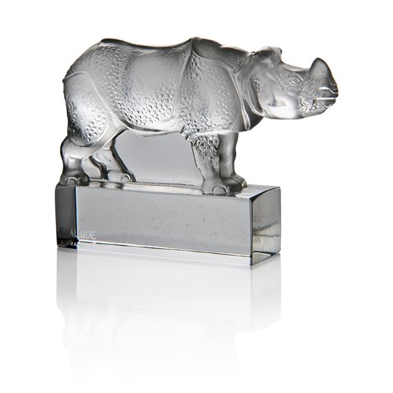 René Lalique | RHINOCEROS PAPERWEIGHT, NO. 1195 | MutualArt