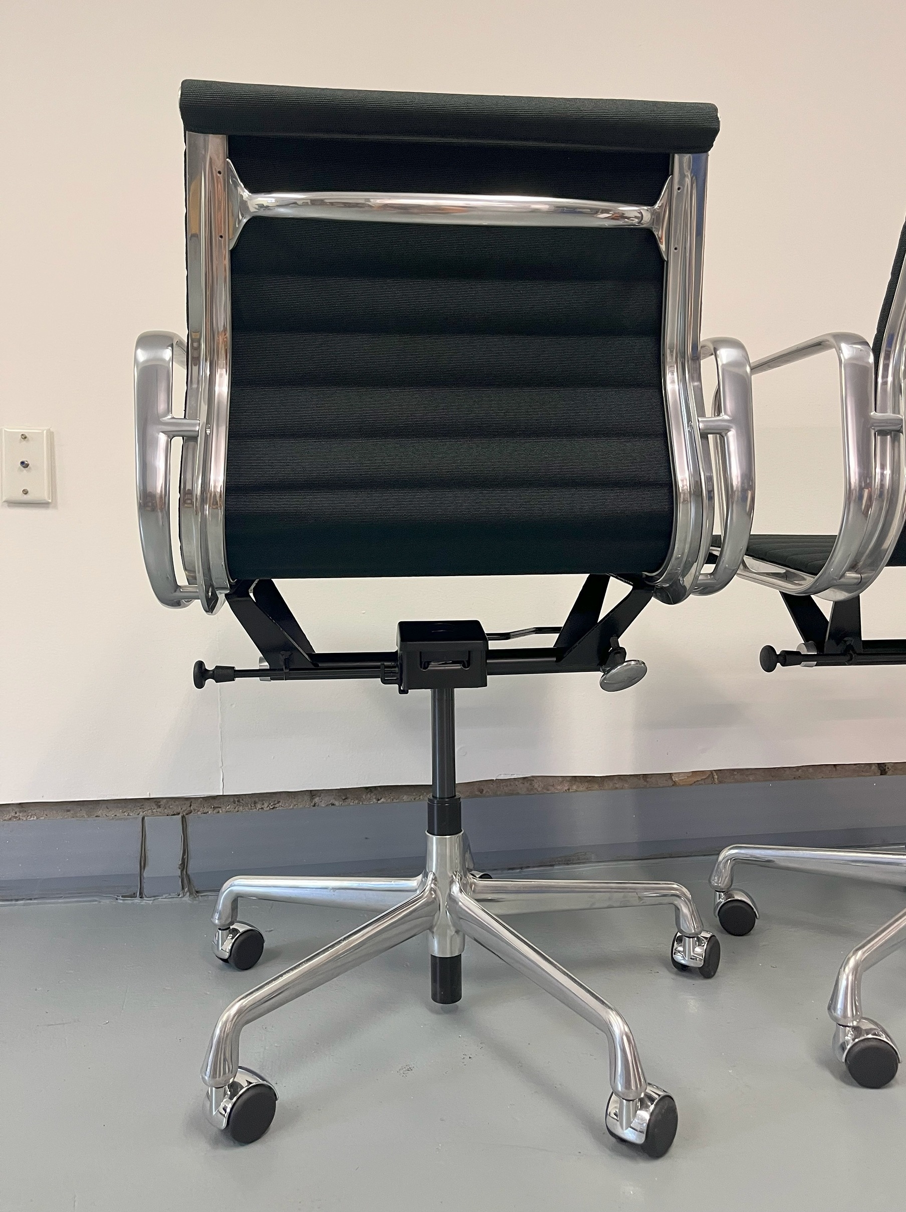 Charles & Ray Eames | Mid Century EAMES For HERMAN MILLER Aluminum ...