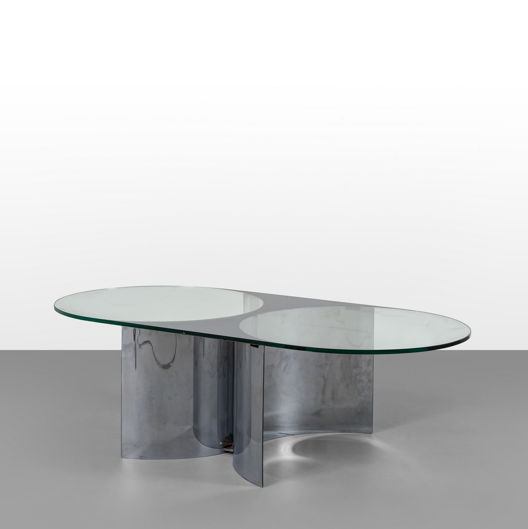 Un tavolino 'Jorn mod.3102'. by Giuseppe Raimondi, 1970