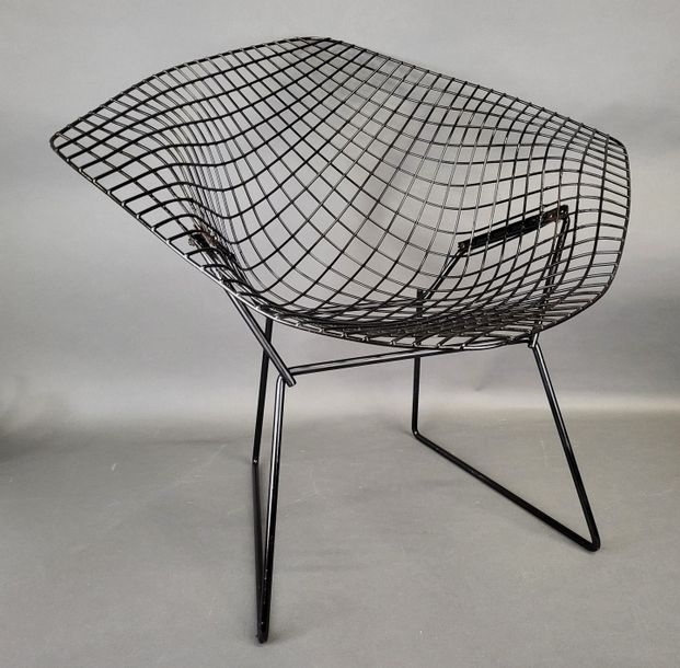 Diamond chair by Harry Bertoia, 1952