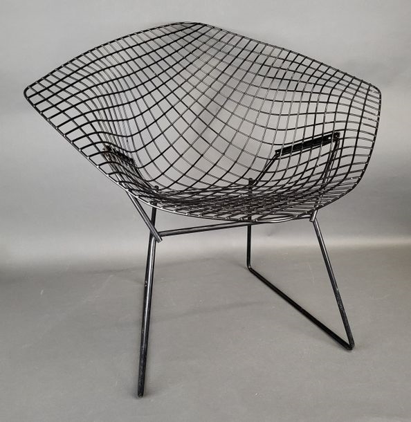 Diamond chair by Harry Bertoia, 1952