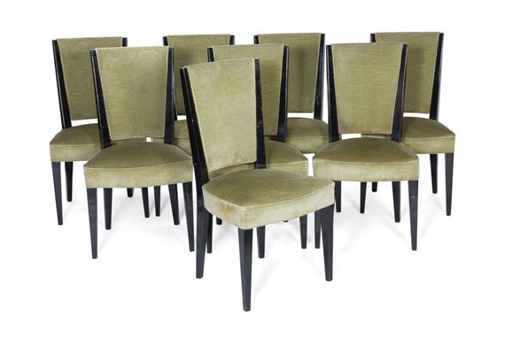 Les pieds de type Gaine et se prolongeant, à l'arrière, en montants de dossier by Eugène Printz, Jean Saint-Georges