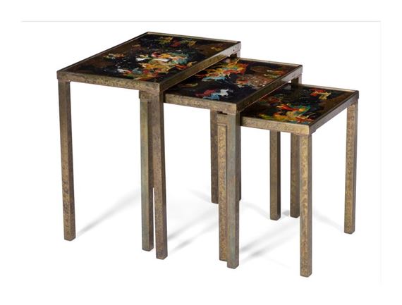 Suite de 3 tables gigognes by Eugène Printz, Jean Saint-Georges