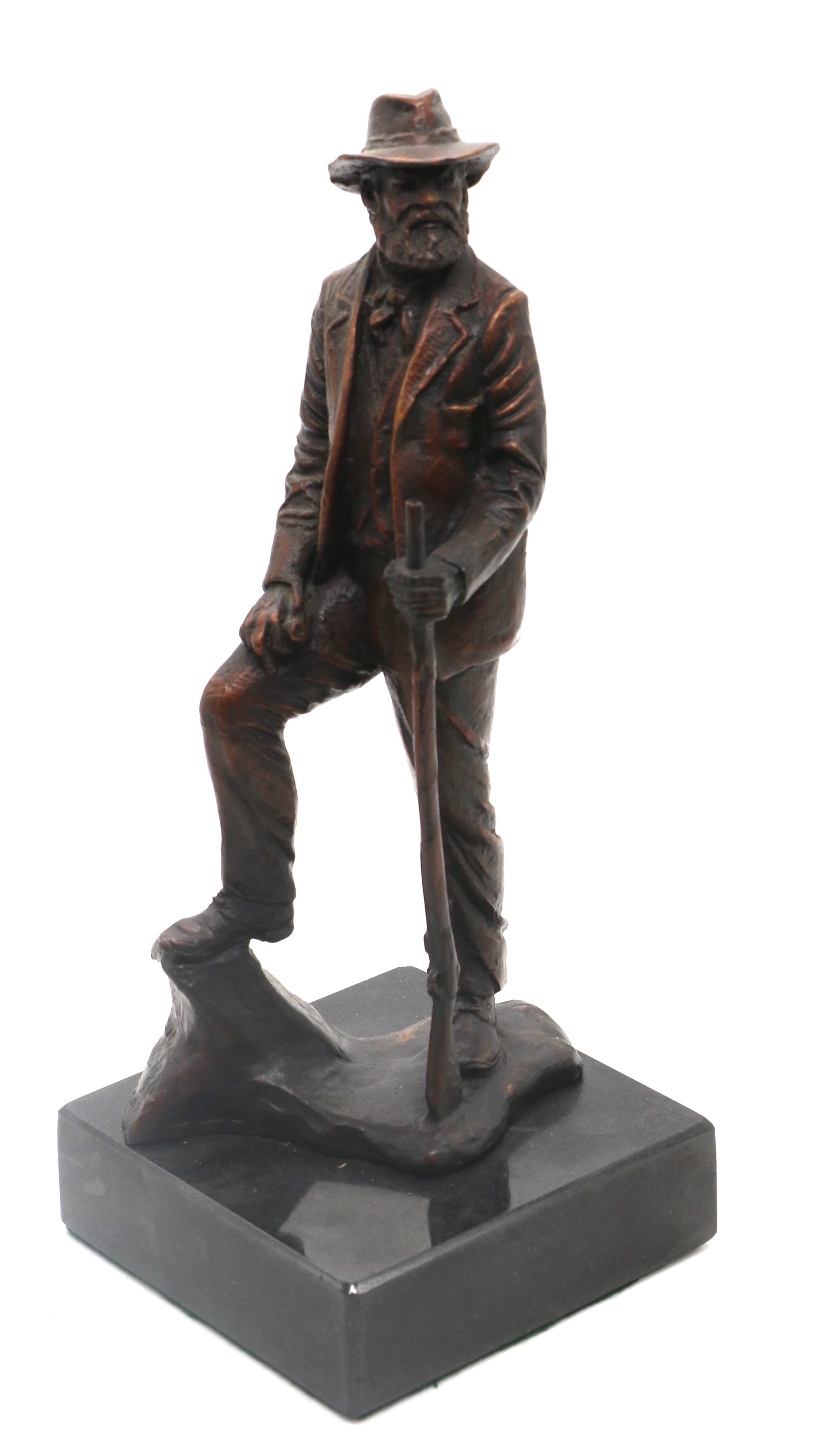 Artwork by Phil Minnaar, BOER WITH RIFLE, Made of bronze