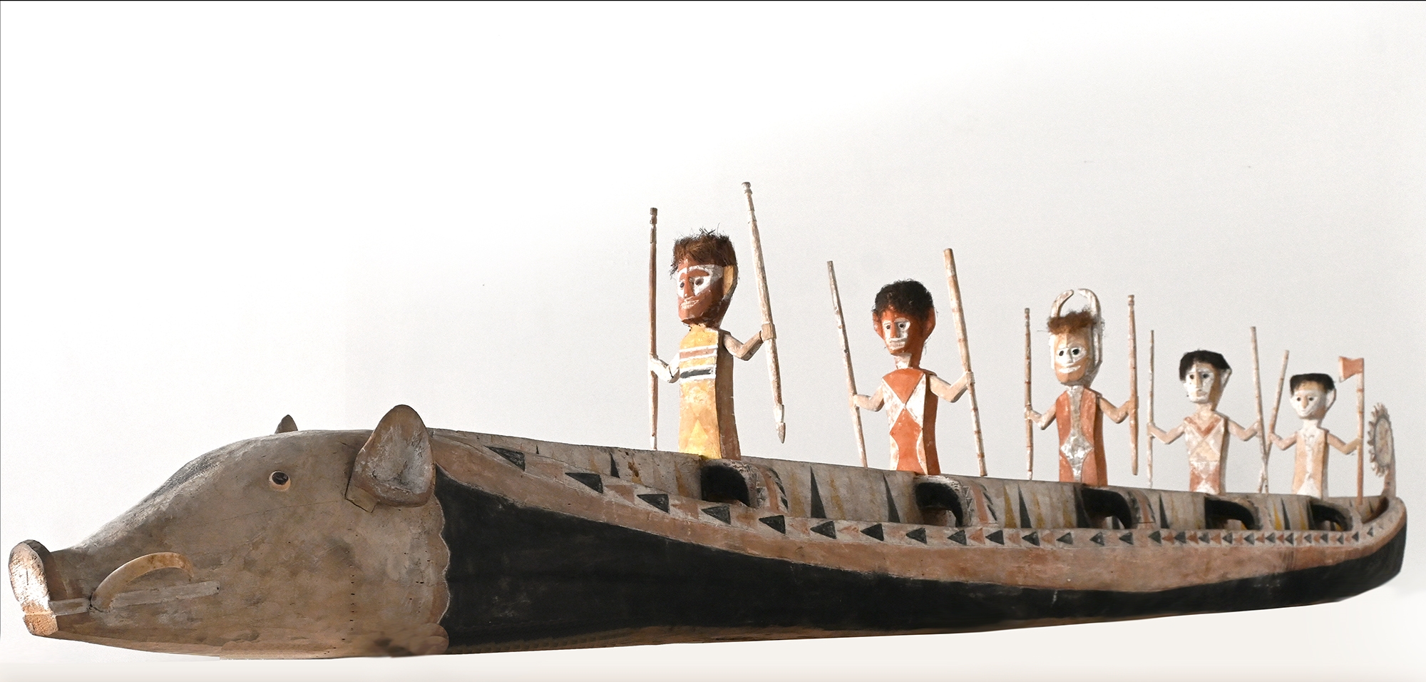 Artwork by Sungul Lusem, Malagan Canoe, 1985, Made of carved wood