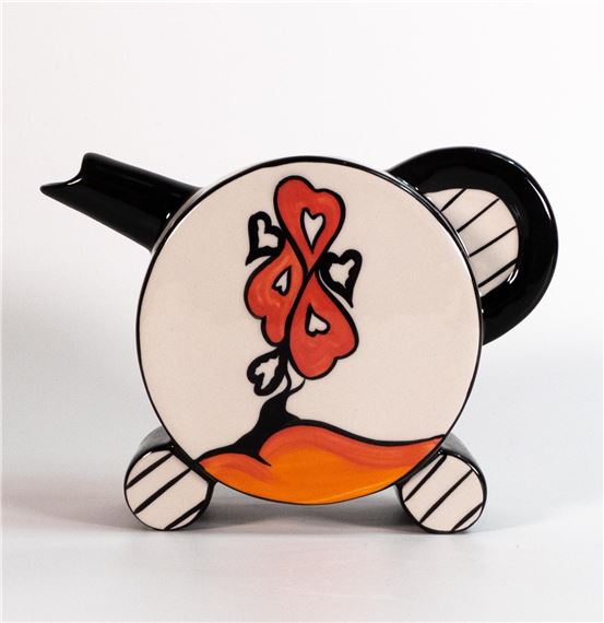 Lorna Bailey porototype Valentine Drive round jug. Released in January 2005 by Lorna Bailey, January 2005