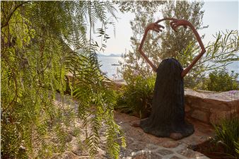 Hairy Guy (Ballerina) - Liz Craft