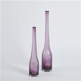 A Pair Of Sandra Rich Purple Art Glass Vases - Sandra Rich