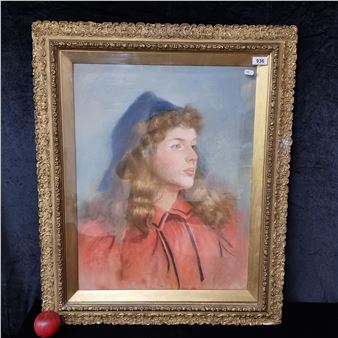 Elegant young woman - Edith Morris