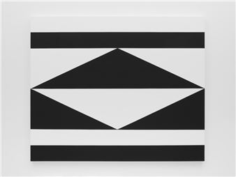 Carmen Herrera: I'm Nobody! Who are you? - SITE Santa Fe
