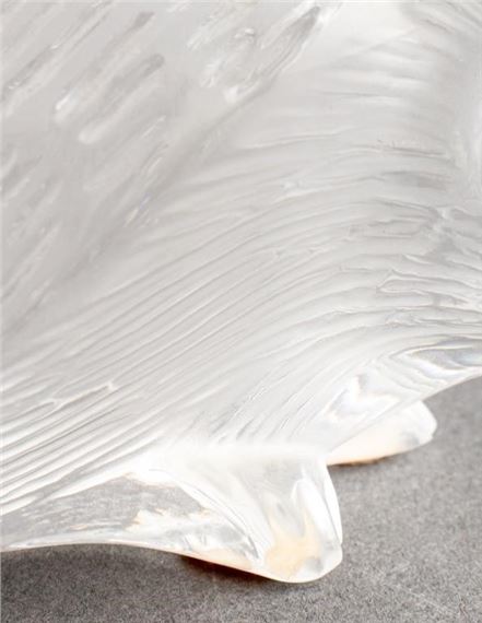 René Lalique | Lalique Colorless Glass Hedgehog Figure | MutualArt