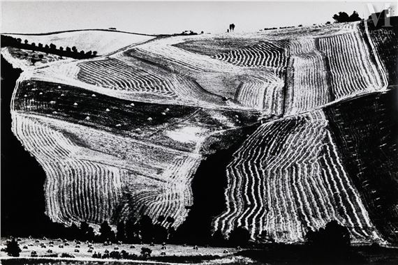 Mario Giacomelli | Paysage (ca. 1960) | MutualArt