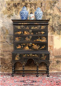 A WILLIAM & MARY BLACK LACQUER AND JAPANNED CHEST ON STAND, CIRCA 1690 - Mary Black