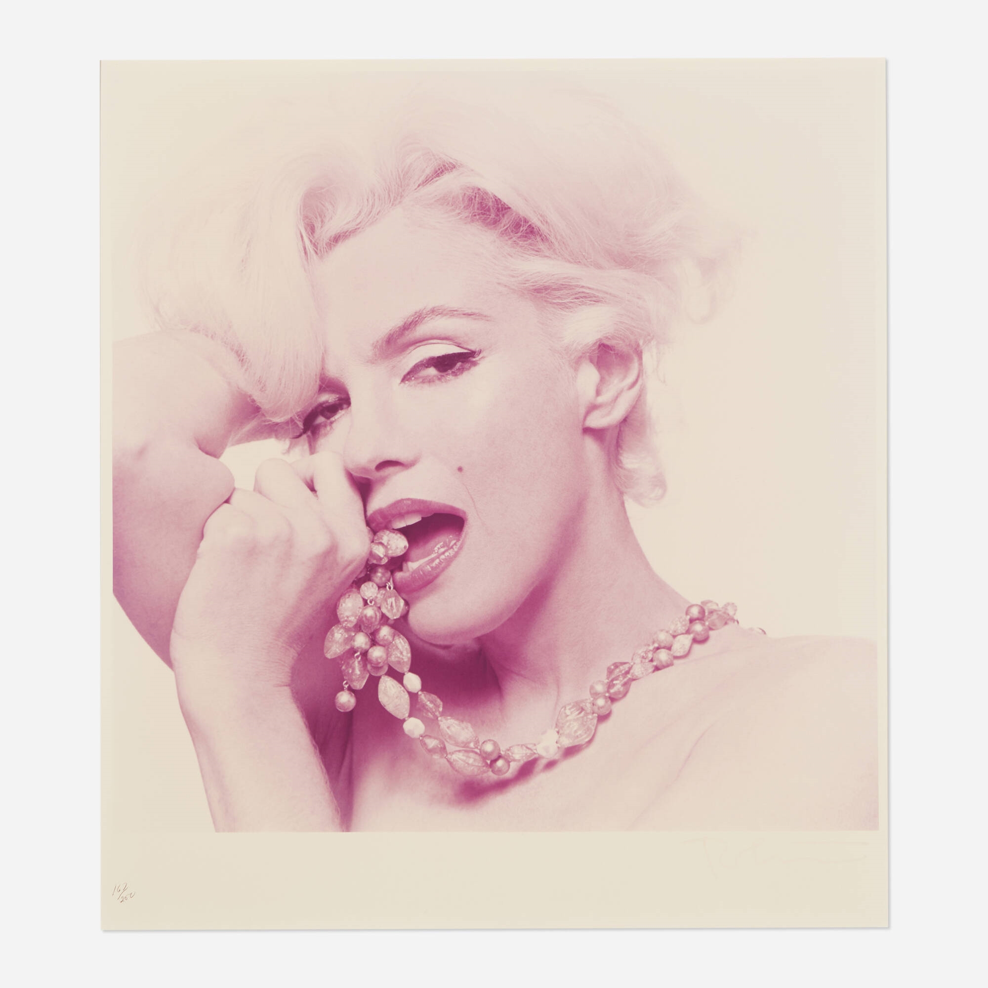 bert-stern-marilyn-monroe-with-beads-from-the-last-sitting-1962